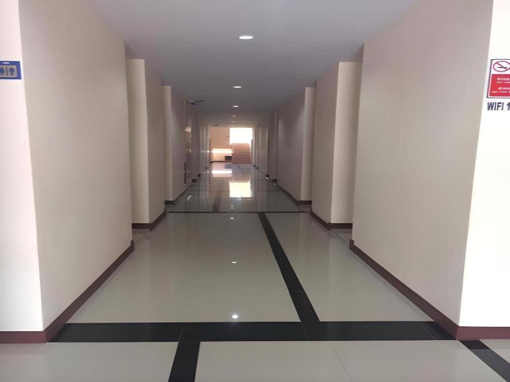 V.R.Mansion Hotel Phatthalung Exterior photo