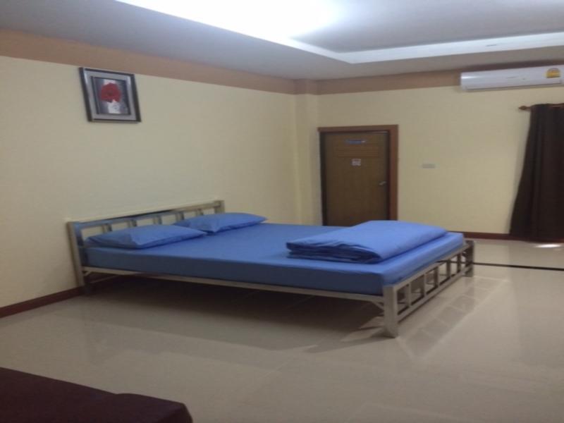 V.R.Mansion Hotel Phatthalung Exterior photo